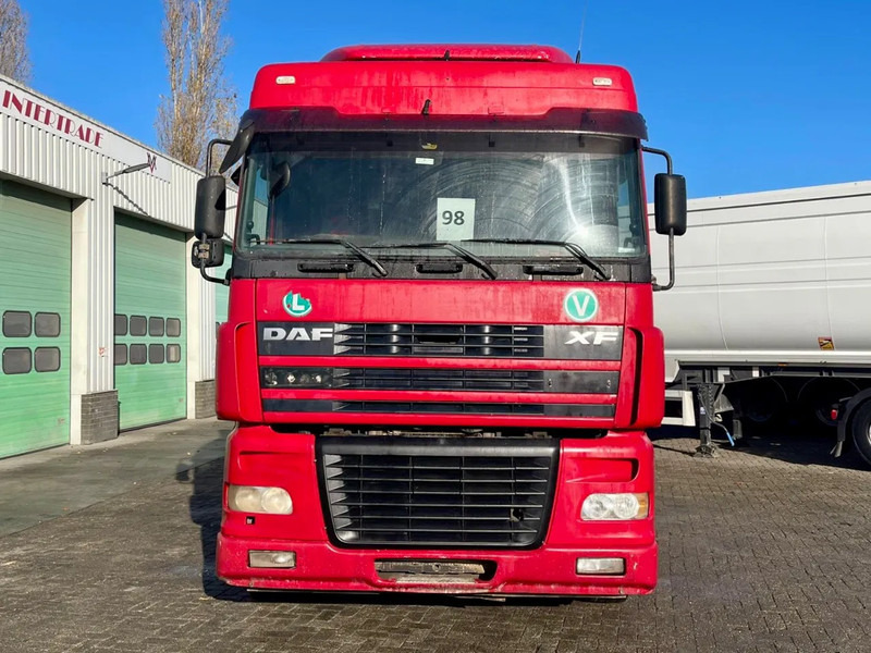 DAF XF 95.430 EURO4, GREAT DAF FOR AFRICA! - Nyergesvontató: 3 kép. DAF XF 95.430 EURO4, GREAT DAF FOR AFRICA! - Nyergesvontató: 3 kép.