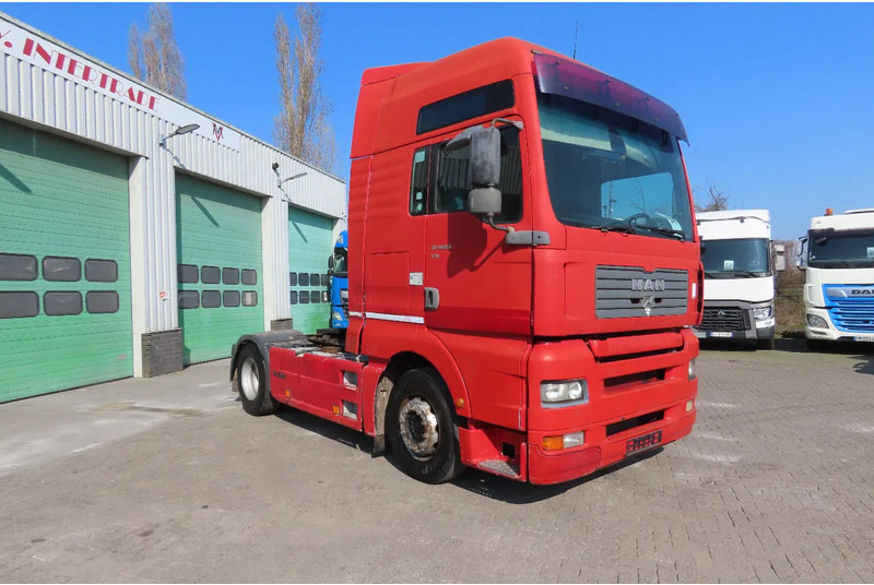 MAN TGA 18.460 Manual injection (euro2), Manual gearbox - Nyergesvontató: 1 kép. MAN TGA 18.460 Manual injection (euro2), Manual gearbox - Nyergesvontató: 1 kép.