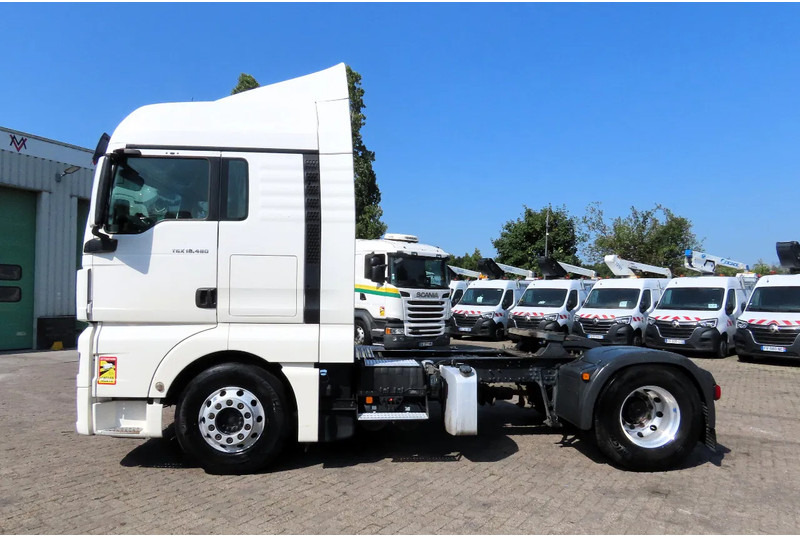 MAN TGX 18.480 RETARDER, 2X FUEL TANK, FRIGO - Nyergesvontató: 4 kép. MAN TGX 18.480 RETARDER, 2X FUEL TANK, FRIGO - Nyergesvontató: 4 kép.