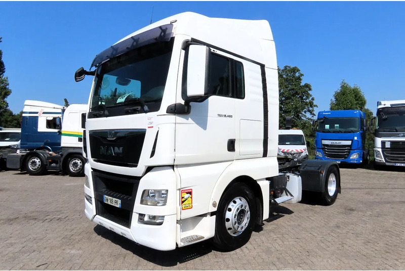 MAN TGX 18.480 RETARDER, 2X FUEL TANK, FRIGO - Nyergesvontató: 3 kép. MAN TGX 18.480 RETARDER, 2X FUEL TANK, FRIGO - Nyergesvontató: 3 kép.