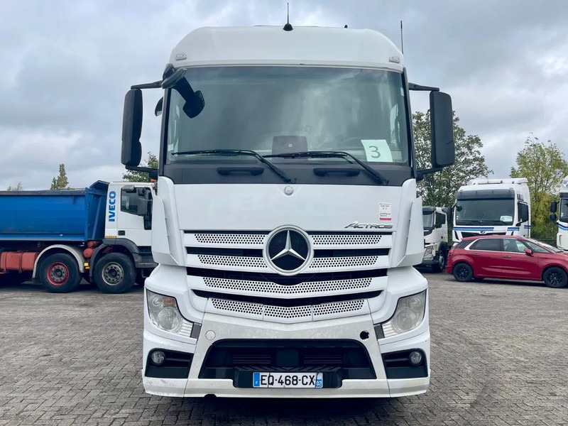 Mercedes-Benz Actros 1845 WDF9634031B990433, 594760 km, COMPRESSOR, PTO, HYDRAULIC - Nyergesvontató: 2 kép. Mercedes-Benz Actros 1845 WDF9634031B990433, 594760 km, COMPRESSOR, PTO, HYDRAULIC - Nyergesvontató: 2 kép.