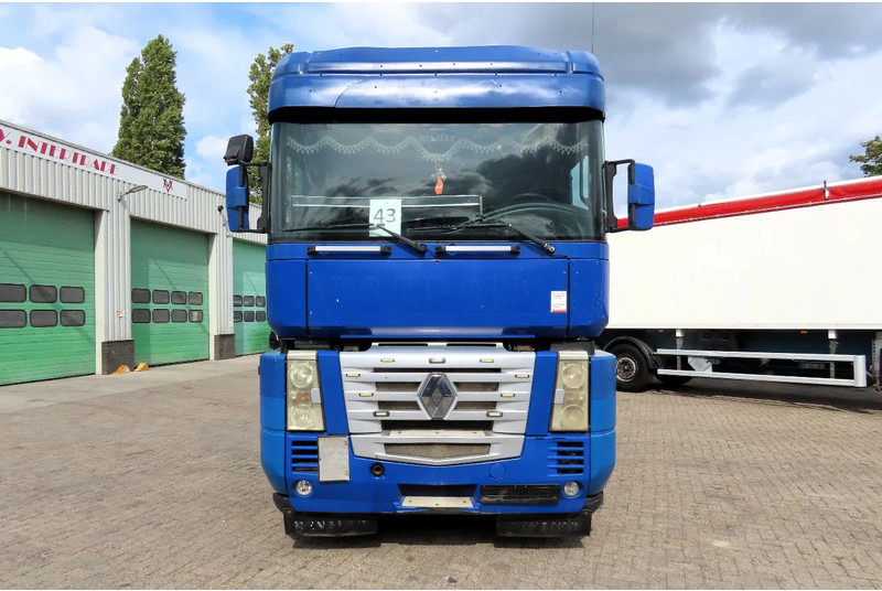 Renault Magnum 480 MACK!!! RETARDER, HYDRAULIC, PTO - Nyergesvontató: 2 kép. Renault Magnum 480 MACK!!! RETARDER, HYDRAULIC, PTO - Nyergesvontató: 2 kép.