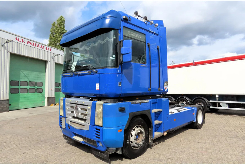 Renault Magnum 480 MACK!!! RETARDER, HYDRAULIC, PTO - Nyergesvontató: 3 kép. Renault Magnum 480 MACK!!! RETARDER, HYDRAULIC, PTO - Nyergesvontató: 3 kép.