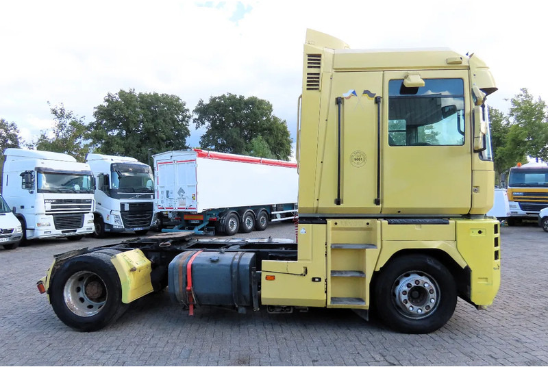 Renault Magnum 480 Mack!! Retarder! Manual - Nyergesvontató: 4 kép. Renault Magnum 480 Mack!! Retarder! Manual - Nyergesvontató: 4 kép.
