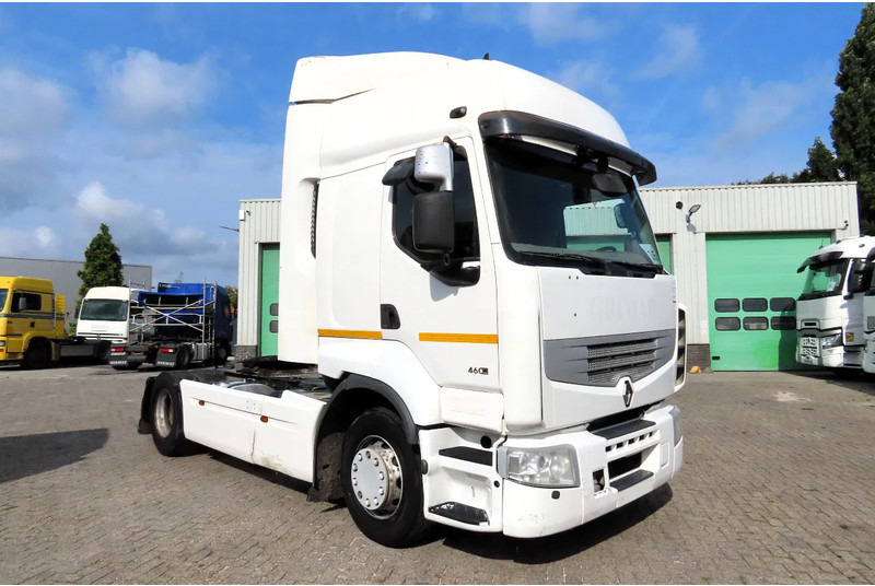 Renault Premium 460 VF624GPA000075552 , 2 tanks! FRIGO - Nyergesvontató: 1 kép. Renault Premium 460 VF624GPA000075552 , 2 tanks! FRIGO - Nyergesvontató: 1 kép.