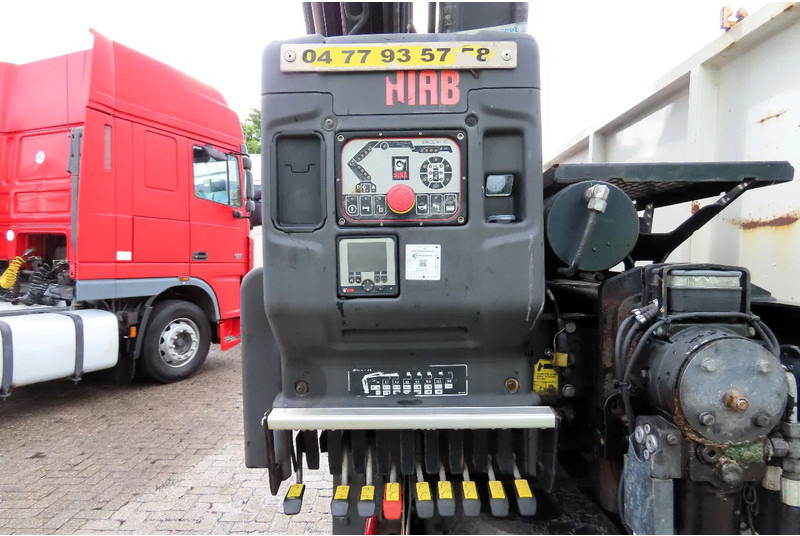 Renault C430 Bj 2018 HIAB X-HIDOU 18 8 , RETARDER, WHEELBASE 4.35M, NAVI - Darus autó: 3 kép. Renault C430 Bj 2018 HIAB X-HIDOU 18 8 , RETARDER, WHEELBASE 4.35M, NAVI - Darus autó: 3 kép.
