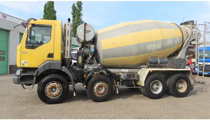 Renault Kerax 420 117000 km original !!! APK tot 27/06/2025 FRANCE truck - Betonmixer: 4 kép. Renault Kerax 420 117000 km original !!! APK tot 27/06/2025 FRANCE truck - Betonmixer: 4 kép.