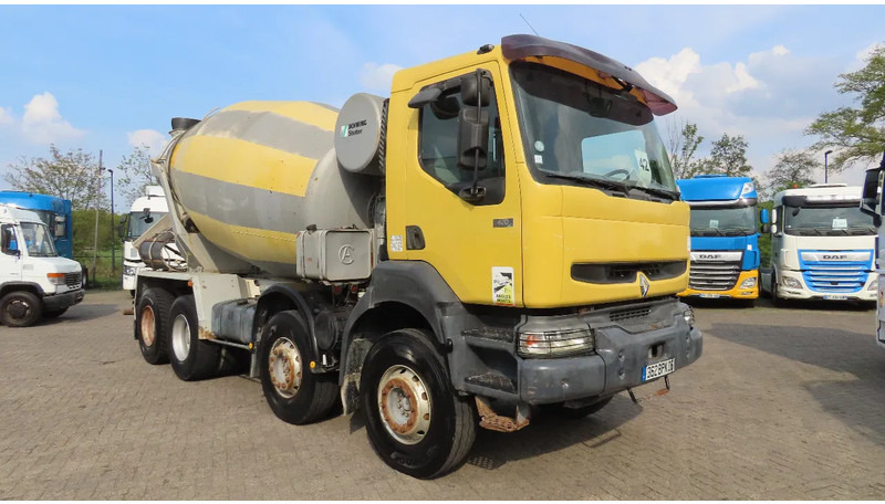 Renault Kerax 420 117000 km original !!! APK tot 27/06/2025 FRANCE truck - Betonmixer: 1 kép. Renault Kerax 420 117000 km original !!! APK tot 27/06/2025 FRANCE truck - Betonmixer: 1 kép.