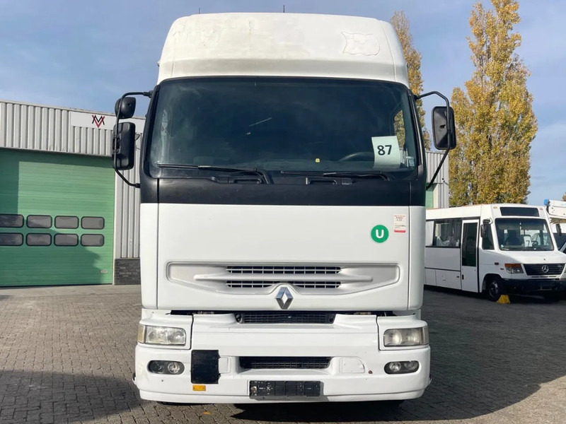 Renault Premium 400 259937 km! EURO 2, Manual injection! 3 axels! Greaf condition! - Hűtős teherautó: 2 kép. Renault Premium 400 259937 km! EURO 2, Manual injection! 3 axels! Greaf condition! - Hűtős teherautó: 2 kép.