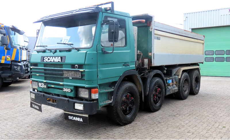 Scania P113-360 8x4 FULL SPRING! SUPER CONDITION! - Billenőplatós teherautó: 4 kép. Scania P113-360 8x4 FULL SPRING! SUPER CONDITION! - Billenőplatós teherautó: 4 kép.