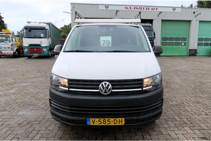 Volkswagen Transporter 2.0 TDI, Airco, 3 peson, APK tot 06/06/2026 - Kis furgon: 2 kép. Volkswagen Transporter 2.0 TDI, Airco, 3 peson, APK tot 06/06/2026 - Kis furgon: 2 kép.