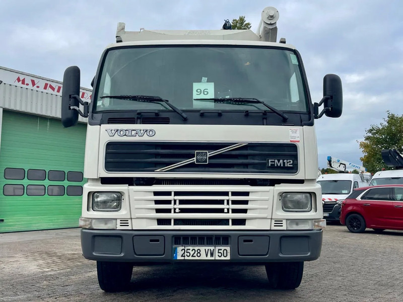 Volvo FM 12.380 8X4 SILO AUGER / AIR GREAT CONDITION / fully serviced! - Tartályos teherautó: 3 kép. Volvo FM 12.380 8X4 SILO AUGER / AIR GREAT CONDITION / fully serviced! - Tartályos teherautó: 3 kép.