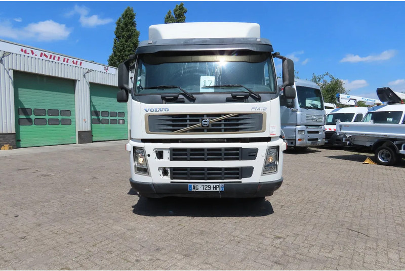 Volvo FM 380 8x4 FULL SPRING. 100% condition! - Alvaz teherautó: 2 kép. Volvo FM 380 8x4 FULL SPRING. 100% condition! - Alvaz teherautó: 2 kép.