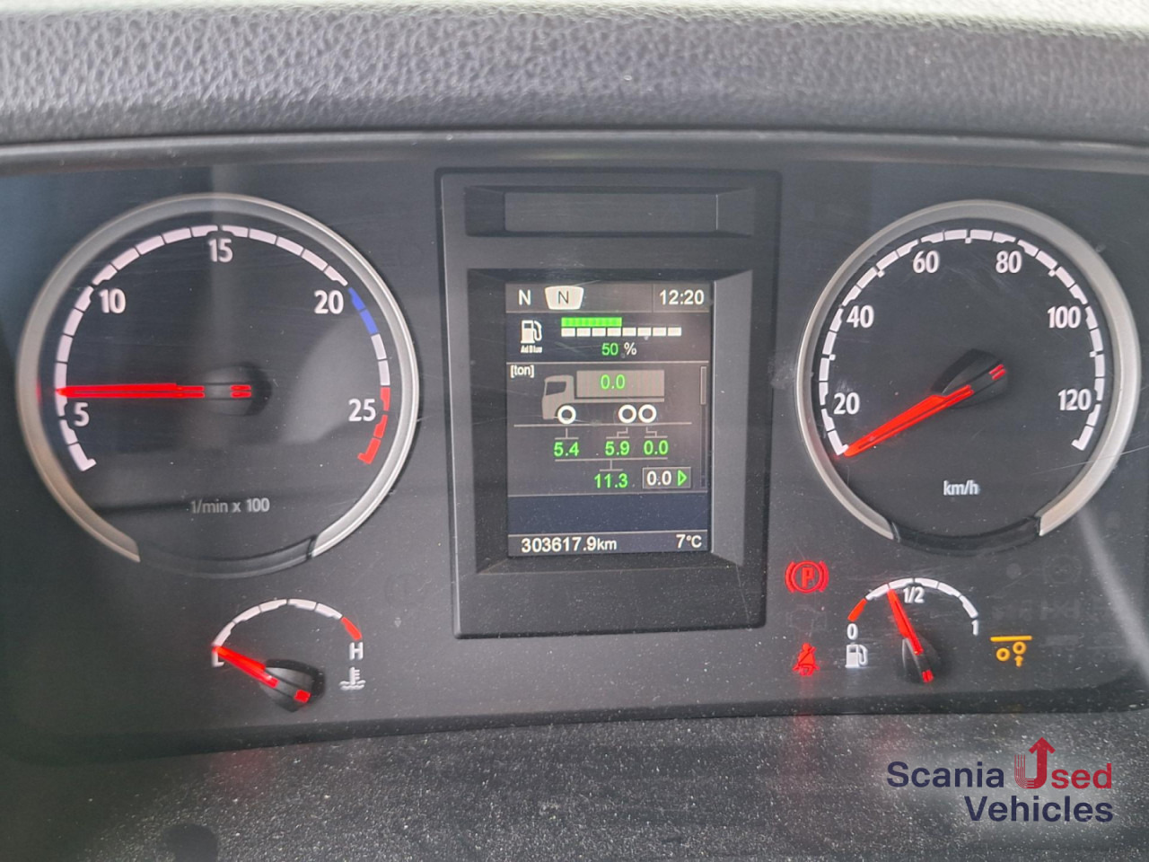 SCANIA G 450 LB8x2*6MNB Pelletssilo! - Tartályos teherautó: 4 kép. SCANIA G 450 LB8x2*6MNB Pelletssilo! - Tartályos teherautó: 4 kép.