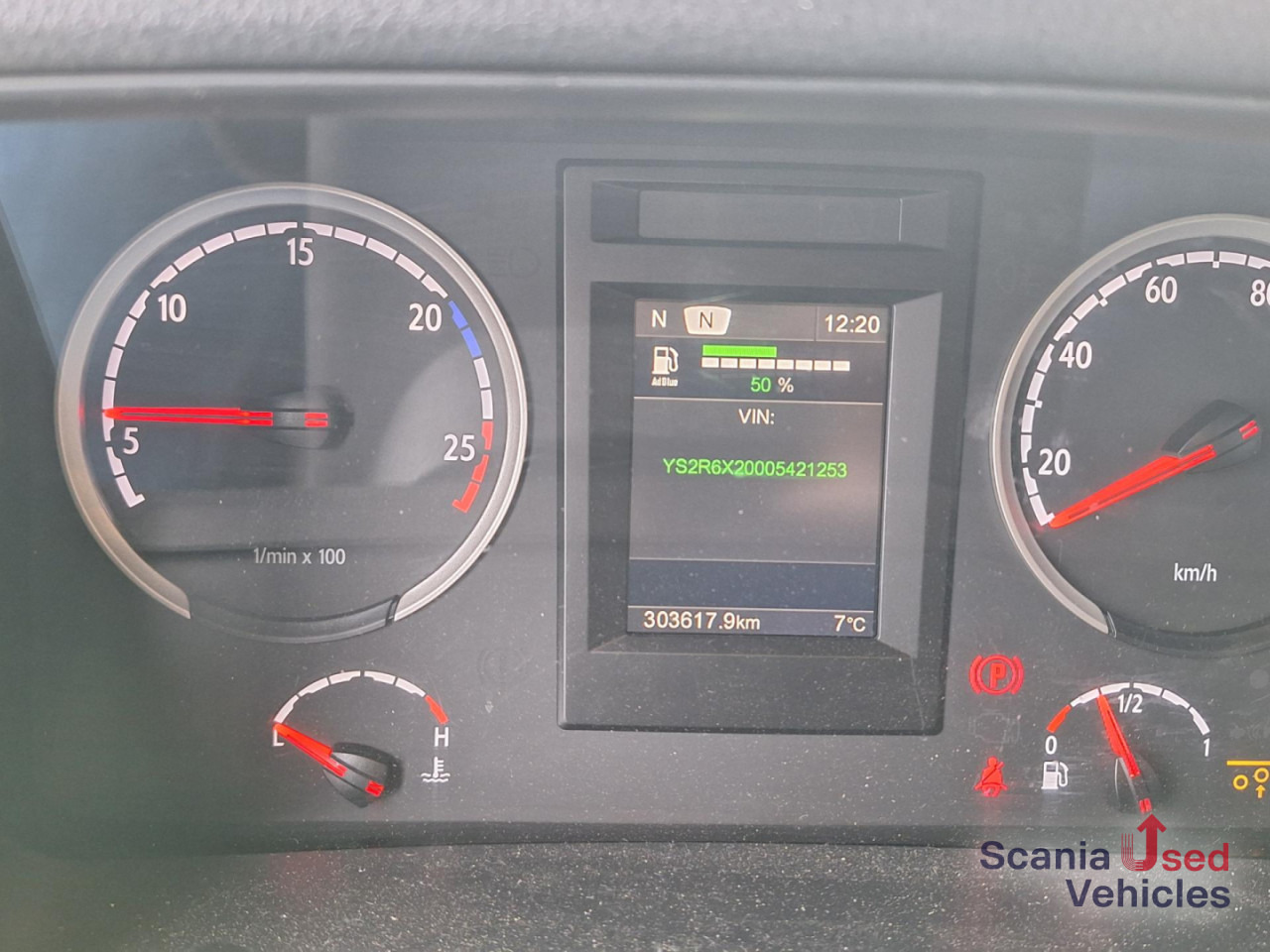 SCANIA G 450 LB8x2*6MNB Pelletssilo! - Tartályos teherautó: 2 kép. SCANIA G 450 LB8x2*6MNB Pelletssilo! - Tartályos teherautó: 2 kép.