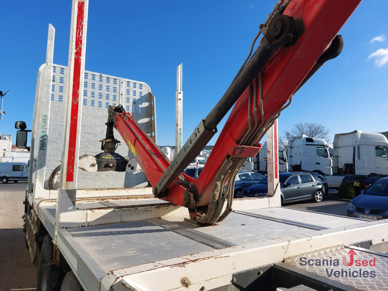 SCANIA R 490 LB6x4HNB E6 Holztransporter - Rönkszállító teherautó: 5 kép. SCANIA R 490 LB6x4HNB E6 Holztransporter - Rönkszállító teherautó: 5 kép.