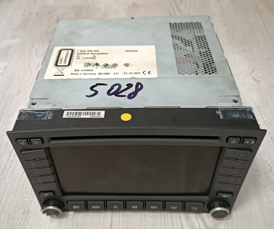 Bosch SCANIA SAT NAV, DVD/CD PLAYER Scania - Navigációs rendszer - Teherautó: 3 kép. Bosch SCANIA SAT NAV, DVD/CD PLAYER Scania - Navigációs rendszer - Teherautó: 3 kép.