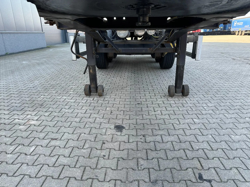 Félpótkocsi cserefelépítményes Burg 20FT + 20FT SWAP ADR (EX/II, EX/III, FL, AT) Chassis, empty weight: 3.690kg, SAF INTRADISC, 2x Liftaxle, NL-chassis: 6 kép. Félpótkocsi cserefelépítményes Burg 20FT + 20FT SWAP ADR (EX/II, EX/III, FL, AT) Chassis, empty weight: 3.690kg, SAF INTRADISC, 2x Liftaxle, NL-chassis: 6 kép.