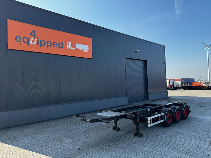 Burg 20FT/3-axles, SAF INTRADISC, ADR (EXII, EXII, FL, AT), 2x LIFTAXLE, NL-Chassis, APK/ADR:06/2025 - Félpótkocsi cserefelépítményes: 1 kép. Burg 20FT/3-axles, SAF INTRADISC, ADR (EXII, EXII, FL, AT), 2x LIFTAXLE, NL-Chassis, APK/ADR:06/2025 - Félpótkocsi cserefelépítményes: 1 kép.