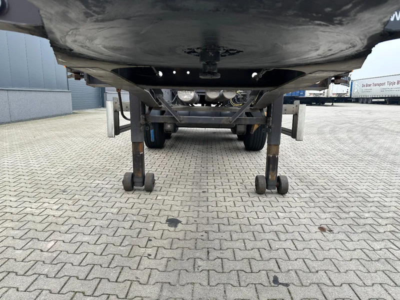 Félpótkocsi cserefelépítményes Burg 20FT ADR (EX/II, EX/III, FL, AT) Chassis, Empty weight : 3.690kg, SAF INTRADISC, 2x Liftaxle, NL-chassis, APK/ADR: 06-2025: 6 kép.