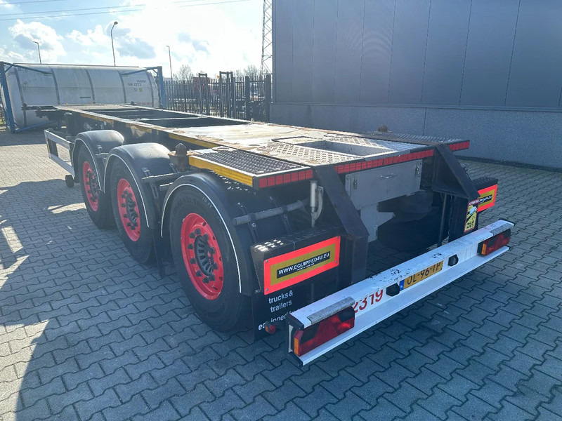 Félpótkocsi cserefelépítményes Burg 20FT ADR (EX/II, EX/III, FL, AT), Leergewicht : 3.690kg, SAF INTRADISC, 2x Liftachse, NL-Chassis: 6 kép. Félpótkocsi cserefelépítményes Burg 20FT ADR (EX/II, EX/III, FL, AT), Leergewicht : 3.690kg, SAF INTRADISC, 2x Liftachse, NL-Chassis: 6 kép.