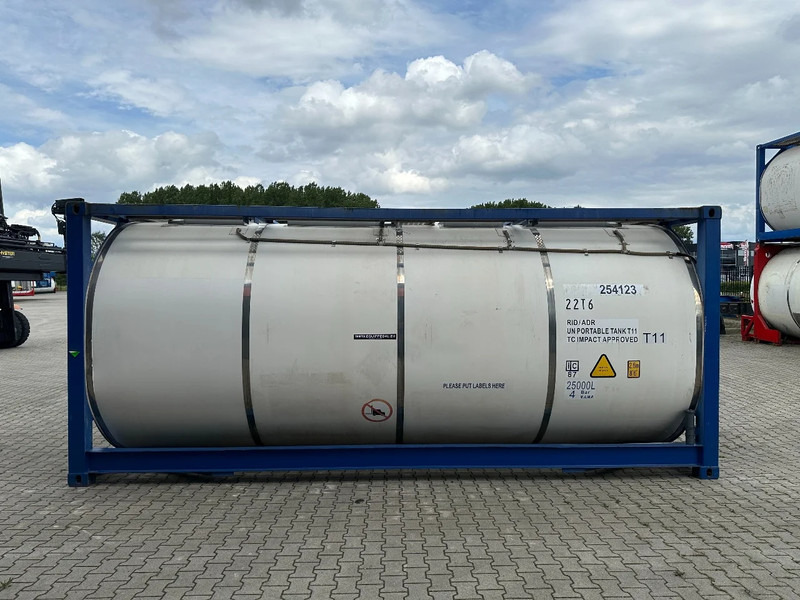 CIMC 20FT ISO, 25.090L/1-COMP/3 BAFFELS/4 manholes, 2.5Y- + CSC-inspection: 10/2026 - Tároló tartály: 3 kép. CIMC 20FT ISO, 25.090L/1-COMP/3 BAFFELS/4 manholes, 2.5Y- + CSC-inspection: 10/2026 - Tároló tartály: 3 kép.
