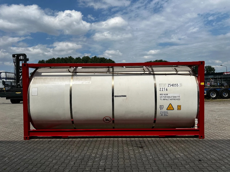 CIMC 20FT ISO, 25.100L/1-COMP/3 BAFFELS/4 manholes, ADR valid until 02/2025 - Tároló tartály: 3 kép. CIMC 20FT ISO, 25.100L/1-COMP/3 BAFFELS/4 manholes, ADR valid until 02/2025 - Tároló tartály: 3 kép.