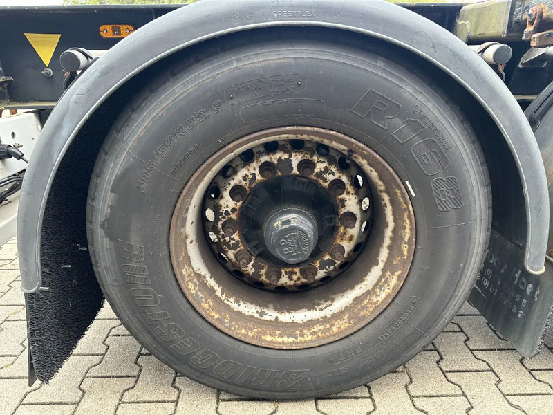 Félpótkocsi cserefelépítményes Diversen Turbo's Hoet 20FT HC GOOSENECK ADR CHASSIS, BPW + DISC, ADR (FL, AT, OX), 2x available: 14 kép. Félpótkocsi cserefelépítményes Diversen Turbo's Hoet 20FT HC GOOSENECK ADR CHASSIS, BPW + DISC, ADR (FL, AT, OX), 2x available: 14 kép.