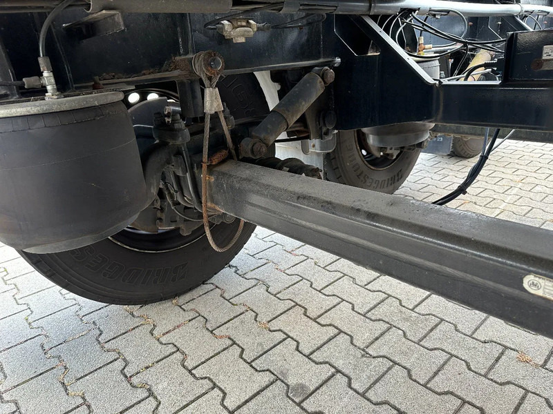 Félpótkocsi cserefelépítményes Diversen Turbo's Hoet 20FT HC GOOSENECK ADR CHASSIS, BPW + DISC, ADR (FL, AT, OX), 2x available: 18 kép. Félpótkocsi cserefelépítményes Diversen Turbo's Hoet 20FT HC GOOSENECK ADR CHASSIS, BPW + DISC, ADR (FL, AT, OX), 2x available: 18 kép.