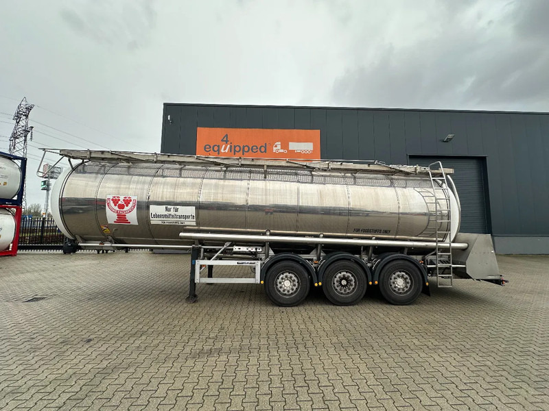 Feldbinder FOOD / LEVENSMIDDELEN / LEBENSMITTEL / 33.500L / 3-COMP / PUMP / NL-trailer / APK: 05-2026 - Tartályos félpótkocsi: 2 kép. Feldbinder FOOD / LEVENSMIDDELEN / LEBENSMITTEL / 33.500L / 3-COMP / PUMP / NL-trailer / APK: 05-2026 - Tartályos félpótkocsi: 2 kép.