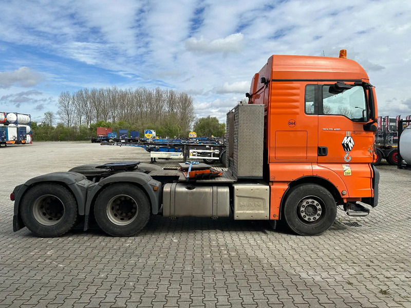 MAN TGX 26.480 6x4, MANUAL GEARBOX, ONLY CABIN DAMAGE, 231.000KM - Nyergesvontató: 3 kép. MAN TGX 26.480 6x4, MANUAL GEARBOX, ONLY CABIN DAMAGE, 231.000KM - Nyergesvontató: 3 kép.