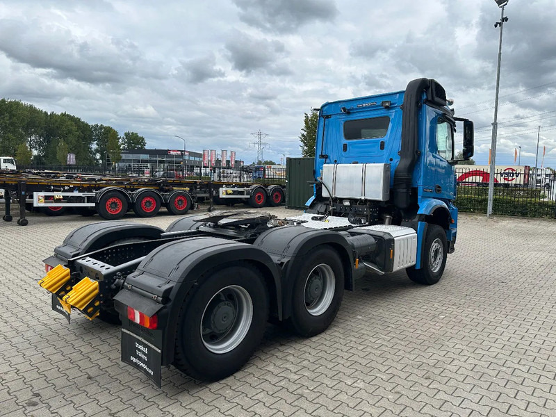 Mercedes-Benz Arocs 2648, 6x4, EURO-6D, 201.874km, - Nyergesvontató: 4 kép. Mercedes-Benz Arocs 2648, 6x4, EURO-6D, 201.874km, - Nyergesvontató: 4 kép.