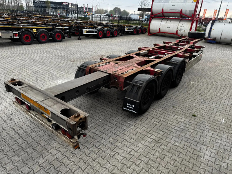 Schmitz Cargobull 40FT HC-chassis, disc, liftaxle, extendable at the rear, WITH WORK!!! - Félpótkocsi cserefelépítményes: 3 kép. Schmitz Cargobull 40FT HC-chassis, disc, liftaxle, extendable at the rear, WITH WORK!!! - Félpótkocsi cserefelépítményes: 3 kép.
