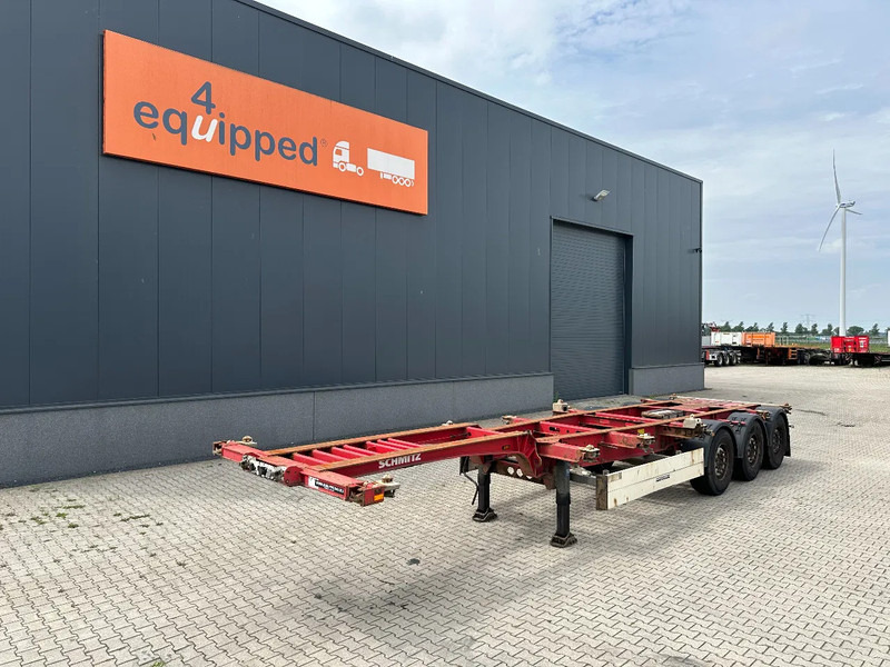 Schmitz Cargobull SCF 24 G MX 40FT HC-chassis, discbrakes, liftaxle, extendable at the rear, NL-chassis - Félpótkocsi cserefelépítményes: 2 kép. Schmitz Cargobull SCF 24 G MX 40FT HC-chassis, discbrakes, liftaxle, extendable at the rear, NL-chassis - Félpótkocsi cserefelépítményes: 2 kép.