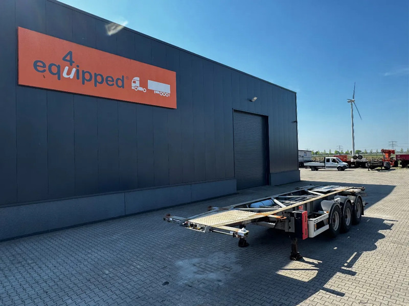 Van Hool 20FT/30FT, ADR (EX/II, EX/III, FL, AT), BPW + drum, ALCOA, galvanized, liftaxle, NL-Chassis, 80% tyres - Félpótkocsi cserefelépítményes: 1 kép. Van Hool 20FT/30FT, ADR (EX/II, EX/III, FL, AT), BPW + drum, ALCOA, galvanized, liftaxle, NL-Chassis, 80% tyres - Félpótkocsi cserefelépítményes: 1 kép.