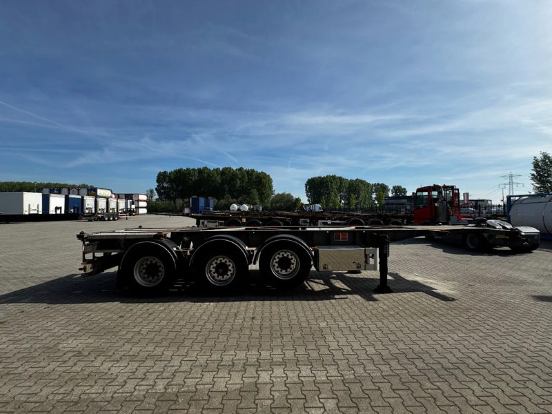 Van Hool 20FT/30FT, ADR (EX/II, EX/III, FL, AT), BPW + drum, ALCOA, galvanized, liftaxle, NL-Chassis - Félpótkocsi cserefelépítményes: 3 kép. Van Hool 20FT/30FT, ADR (EX/II, EX/III, FL, AT), BPW + drum, ALCOA, galvanized, liftaxle, NL-Chassis - Félpótkocsi cserefelépítményes: 3 kép.