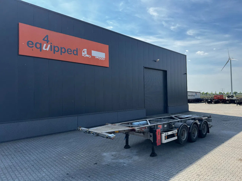 Van Hool 20FT/30FT, ADR (EX/II, EX/III, FL, OX, AT), BPW + drum, ALCOA, galvanized, liftaxle, NL-Chassis - Félpótkocsi cserefelépítményes: 1 kép. Van Hool 20FT/30FT, ADR (EX/II, EX/III, FL, OX, AT), BPW + drum, ALCOA, galvanized, liftaxle, NL-Chassis - Félpótkocsi cserefelépítményes: 1 kép.