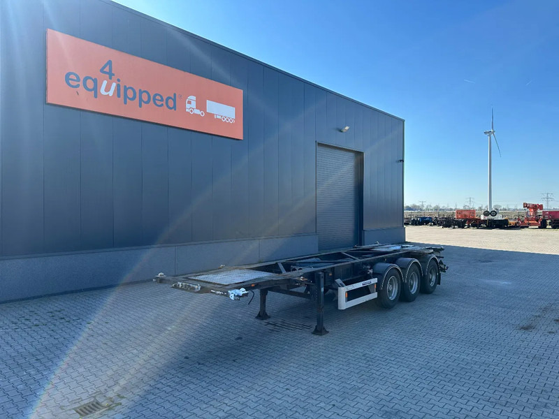 Van Hool 20FT/30FT, ADR (EX/II, EX/III, FL, OX, AT), SAF, drum, liftaxle, NL-Chassis - Félpótkocsi cserefelépítményes: 1 kép. Van Hool 20FT/30FT, ADR (EX/II, EX/III, FL, OX, AT), SAF, drum, liftaxle, NL-Chassis - Félpótkocsi cserefelépítményes: 1 kép.