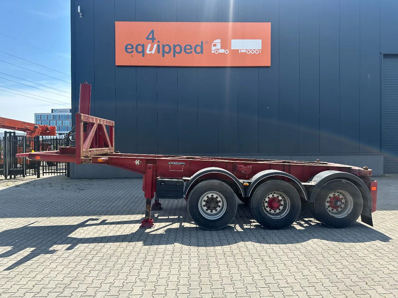 Van Hool 3 AXLE 20FT TIPPING-CHASSIS, BPW + disc, liftaxle, steering axle, BROKEN HYVA-CYLINDER - Félpótkocsi cserefelépítményes: 2 kép. Van Hool 3 AXLE 20FT TIPPING-CHASSIS, BPW + disc, liftaxle, steering axle, BROKEN HYVA-CYLINDER - Félpótkocsi cserefelépítményes: 2 kép.