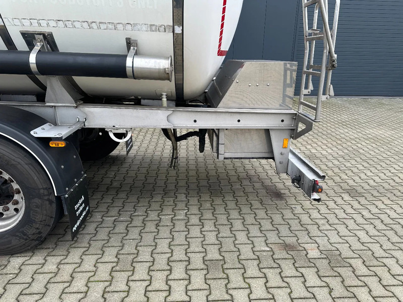 Tartályos félpótkocsi a következők szállításához élelmiszer Van Hool LEVENSMIDDELEN / 39.000L / 3-KAMMER / INOX / NL-Auflieger / APK: 05/2026: 17 kép. Tartályos félpótkocsi a következők szállításához élelmiszer Van Hool LEVENSMIDDELEN / 39.000L / 3-KAMMER / INOX / NL-Auflieger / APK: 05/2026: 17 kép.