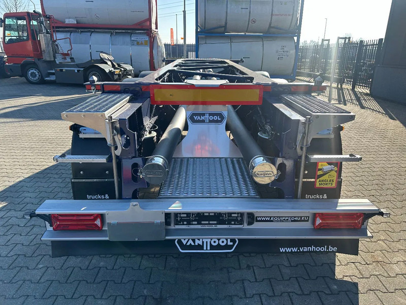 Van Hool NEW / DIRECT AVAILABLE 20FT ADR-CHASSIS, EMPTY WEIGHT: 3.300KG, DISCBRAKES, 3x available, ALU WHEELS - Félpótkocsi cserefelépítményes: 3 kép. Van Hool NEW / DIRECT AVAILABLE 20FT ADR-CHASSIS, EMPTY WEIGHT: 3.300KG, DISCBRAKES, 3x available, ALU WHEELS - Félpótkocsi cserefelépítményes: 3 kép.