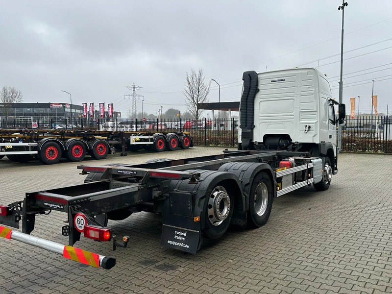 Volvo FM 380 Globetrotter 6x2, ADR (FL, AT, OX), LIFT/STEER, 636.183km - Alvaz teherautó: 5 kép. Volvo FM 380 Globetrotter 6x2, ADR (FL, AT, OX), LIFT/STEER, 636.183km - Alvaz teherautó: 5 kép.
