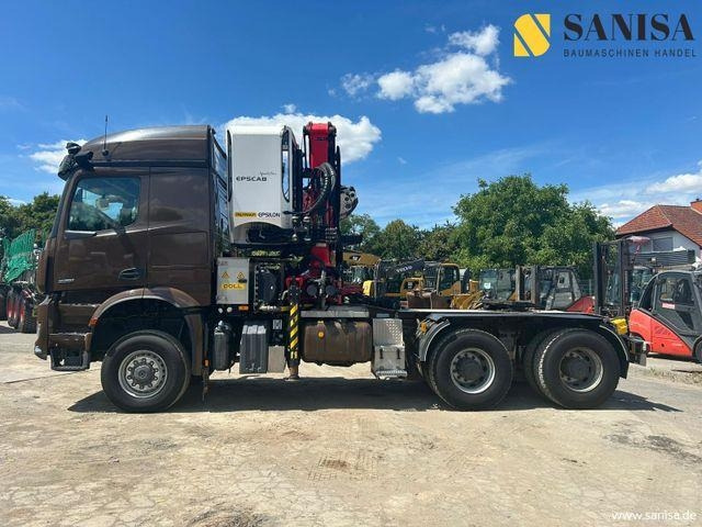 Mercedes-Benz Arocs 3351/6x6/Palfinger Epolsion S260/Langholz - Nyergesvontató: 3 kép. Mercedes-Benz Arocs 3351/6x6/Palfinger Epolsion S260/Langholz - Nyergesvontató: 3 kép.