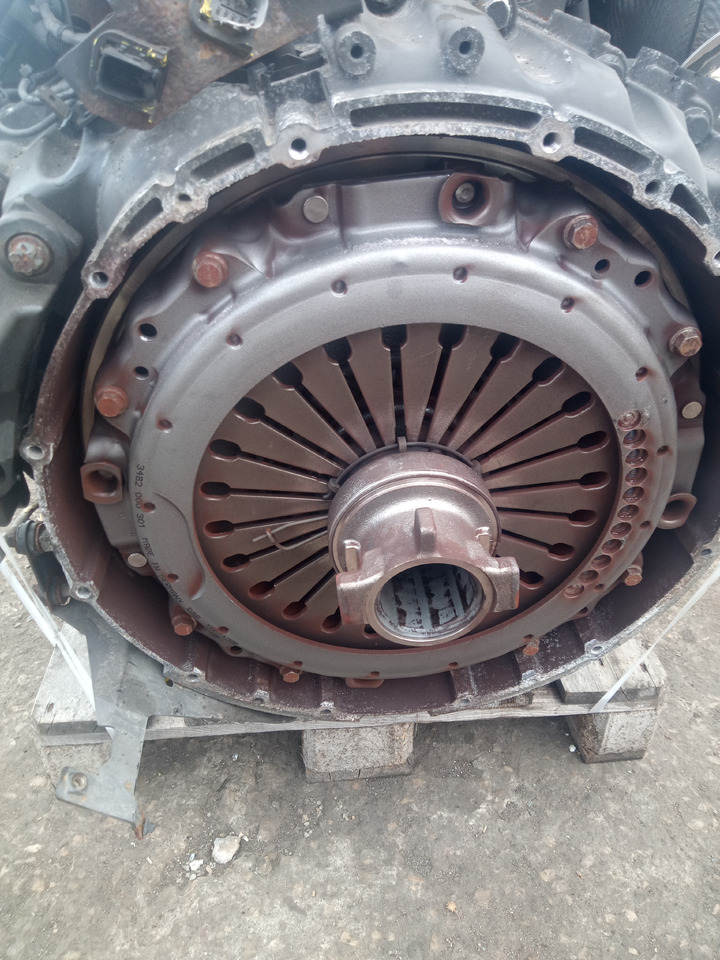Daf XF106 - Motor: 4 kép. Daf XF106 - Motor: 4 kép.