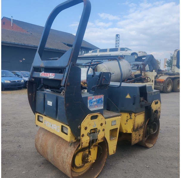 Bomag BW-100-AD3 - Henger: 3 kép. Bomag BW-100-AD3 - Henger: 3 kép.