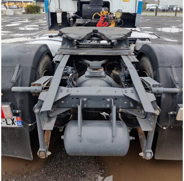 DAF CF-85-460 - Nyergesvontató: 5 kép. DAF CF-85-460 - Nyergesvontató: 5 kép.