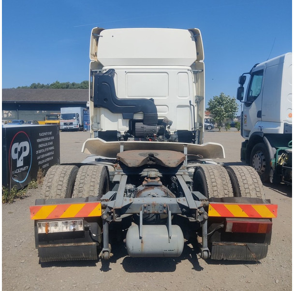 DAF CF - Nyergesvontató: 5 kép. DAF CF - Nyergesvontató: 5 kép.