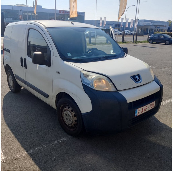 Peugeot Bipper - Autó: 2 kép. Peugeot Bipper - Autó: 2 kép.