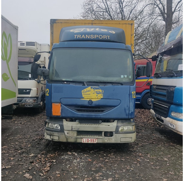 Renault MIDLUM - Dobozos felépítményű teherautó: 2 kép. Renault MIDLUM - Dobozos felépítményű teherautó: 2 kép.
