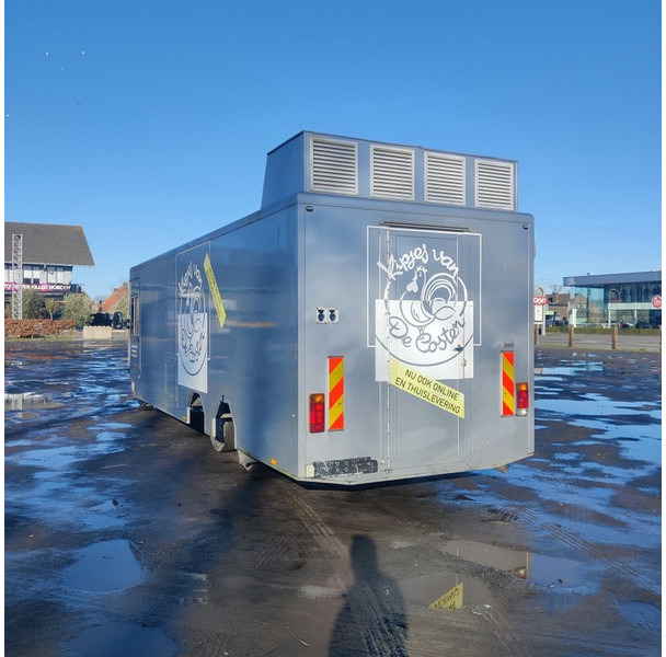 Renault X70T - Furgon: 4 kép. Renault X70T - Furgon: 4 kép.